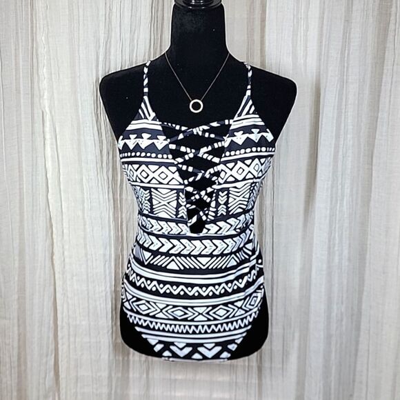 Ekouaer Cage Front Black/White Tribal Print One-piece Swimsuit - Picture 15 of 16